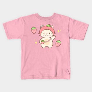 Strawberry cute cat Kids T-Shirt